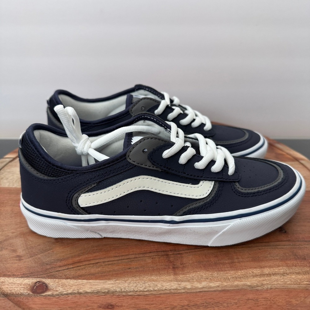 Vans Rowley XLT Navy Grey White Mens Size 6 Skate Shoes Low Top VN0009QN6691